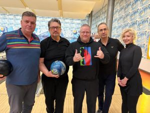 Joe Slowinski nometnes dalībnieki