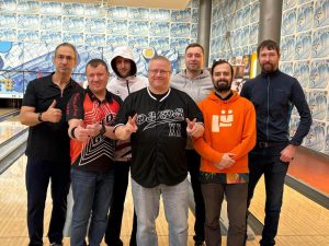 Joe Slowinski nometnes dalībnieki