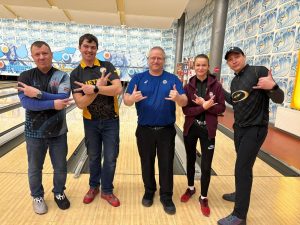 Joe Slowinski nometnes dalībnieki