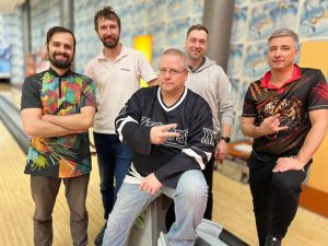 Joe Slowinski nometnes dalībnieki